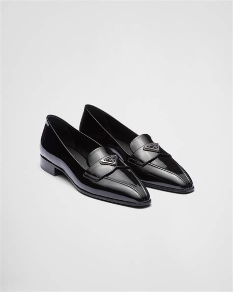 prada scarpe mocassini|Mocassini in vernice in Nero .